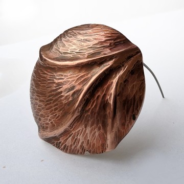 Dynamic Dapped Brooch