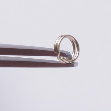 Split Ring Tweezer Photo
